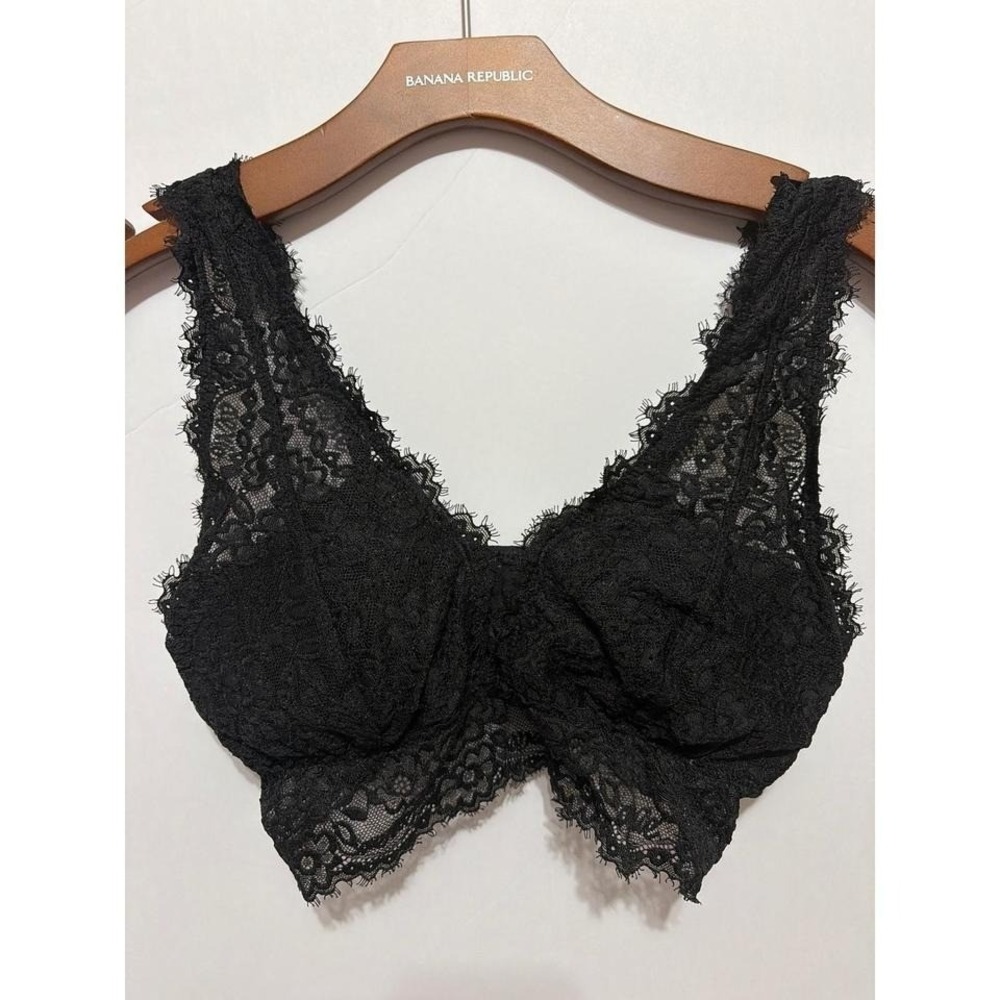 Aerie Black Floral Lace Wireless Bralette Eyelash Trim Adj. Straps Small D Bra
